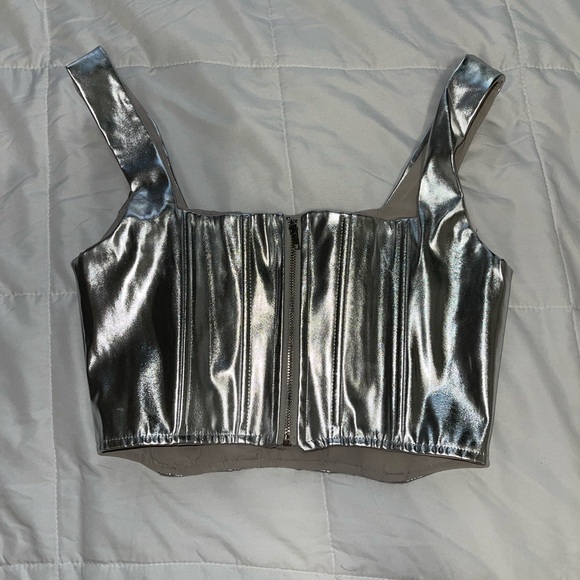 Super Model Vibes Metallic Corset Top - Silver - Picture 3 of 3